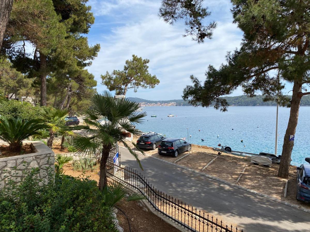 Apartments & Rooms Bianca Mali Lošinj Exteriör bild
