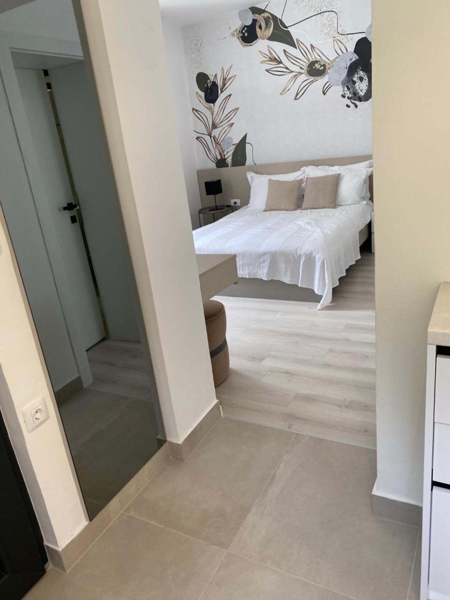 Apartments & Rooms Bianca Mali Lošinj Exteriör bild