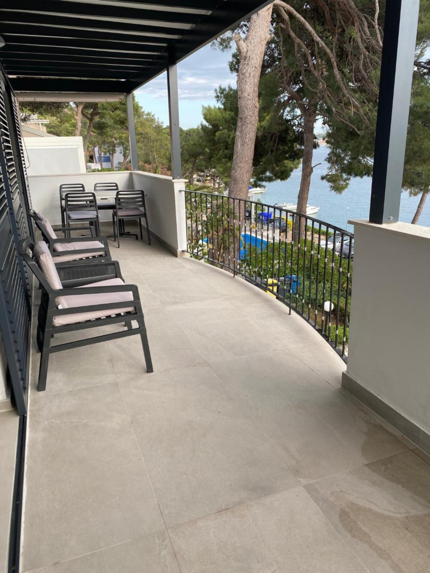Apartments & Rooms Bianca Mali Lošinj Exteriör bild