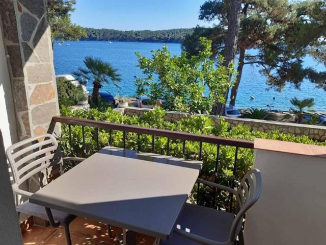 Apartments & Rooms Bianca Mali Lošinj Exteriör bild