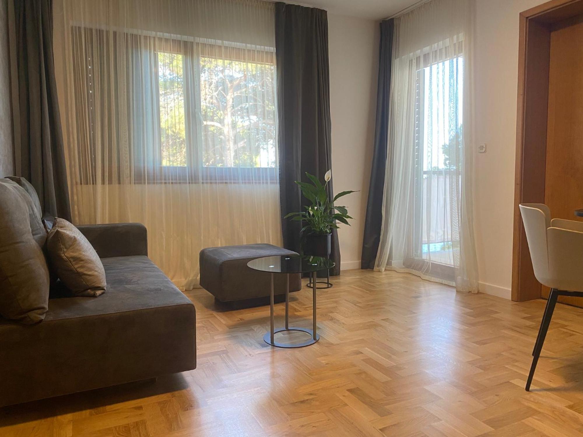 Apartments & Rooms Bianca Mali Lošinj Exteriör bild