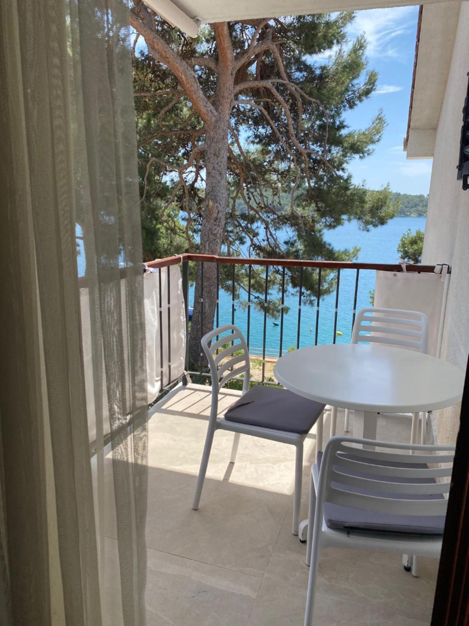 Apartments & Rooms Bianca Mali Lošinj Exteriör bild