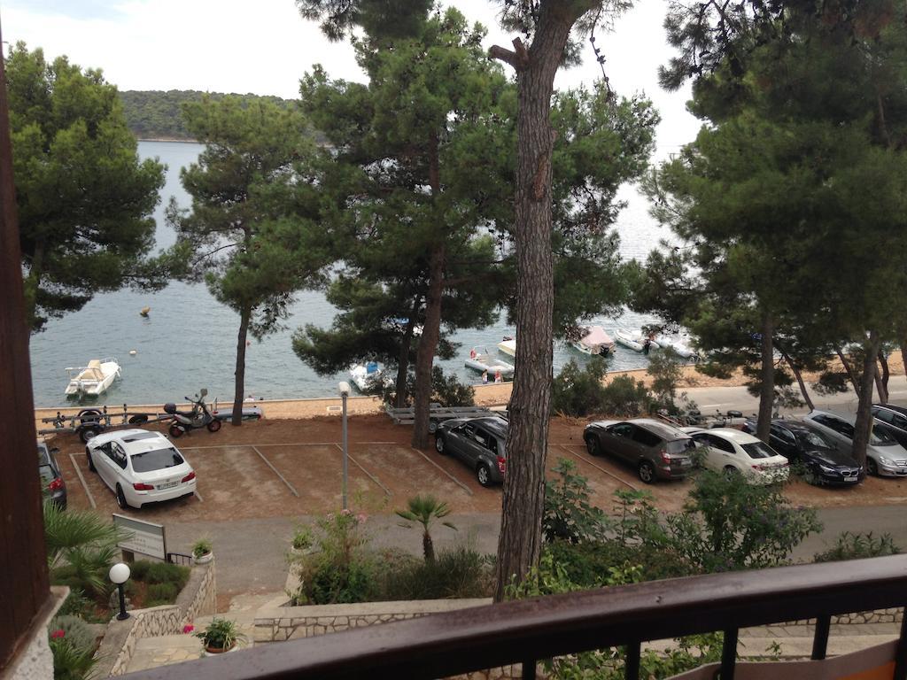 Apartments & Rooms Bianca Mali Lošinj Rum bild